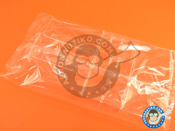 Image 10: Sukhoi Su-35 Flanker S | Airplane kit in 1/72 scale manufactured by Hasegawa (ref. 01574)