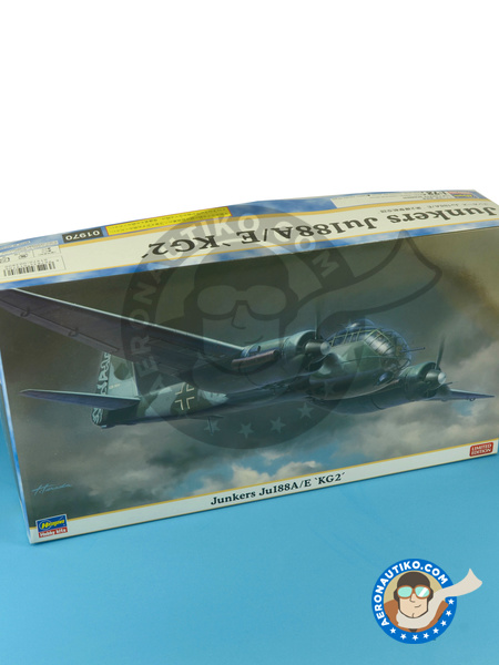 Junkers Ju188 | Airplane kit in 1/72 scale manufactured by Hasegawa (ref. 01970) image