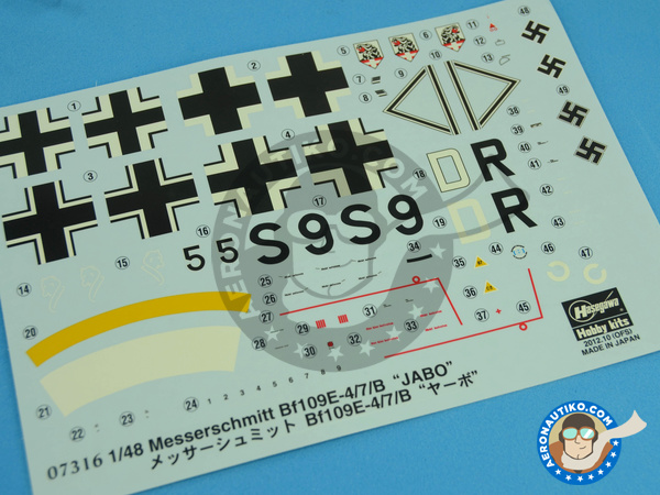 Image 10: Messerschmitt Bf 109 E-4/7/B Jabo | Airplane kit in 1/48 scale manufactured by Hasegawa (ref. 07316)