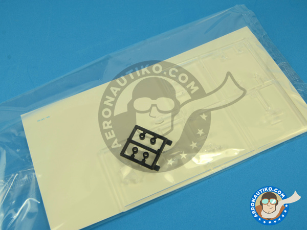 Image 5: Supermarine Spitfire Mk. IXc | Airplane kit in 1/48 scale manufactured by Hasegawa (ref. 09079)