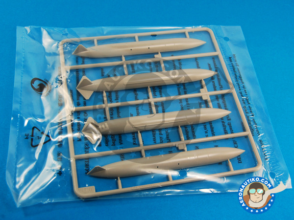 Image 8: General Dynamics F-111 Aardvark A | Airplane kit in 1/48 scale manufactured by Hobby Boss (ref. HBOSS-80348)