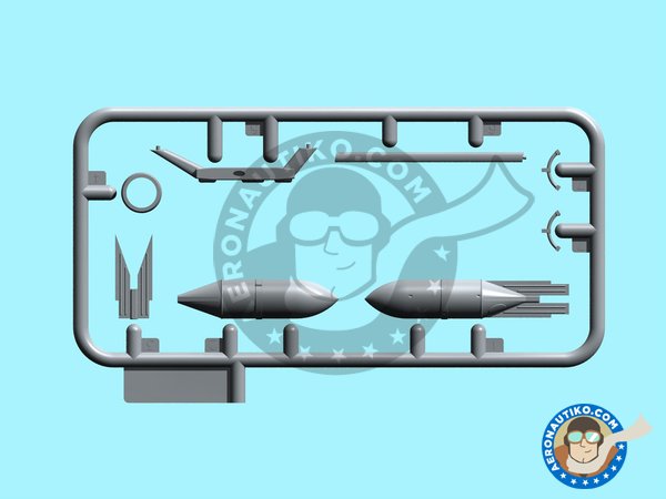 Image 4: Hs 126A-1 with bomb rack | Airplane kit in 1/48 scale manufactured by ICM (ref. 48213)