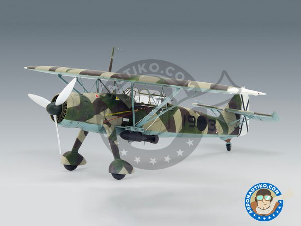 Image 9: Hs 126A-1 with bomb rack | Airplane kit in 1/48 scale manufactured by ICM (ref. 48213)
