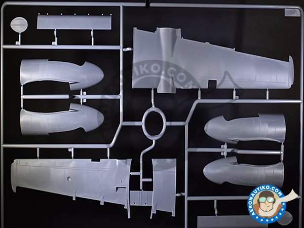 Image 2: B-26B-50 Invader Korean War American Bomber | Airplane kit in 1/48 scale manufactured by ICM (ref. 48281)