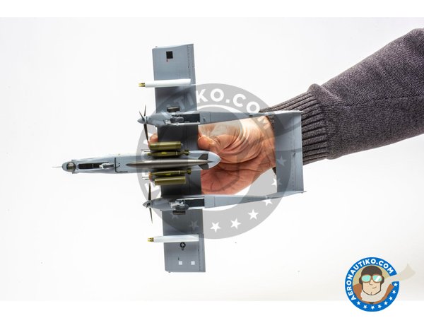 Image 12: North American OV-10D+ "Bronco" | Airplane kit in 1/48 scale manufactured by ICM (ref. 48301)