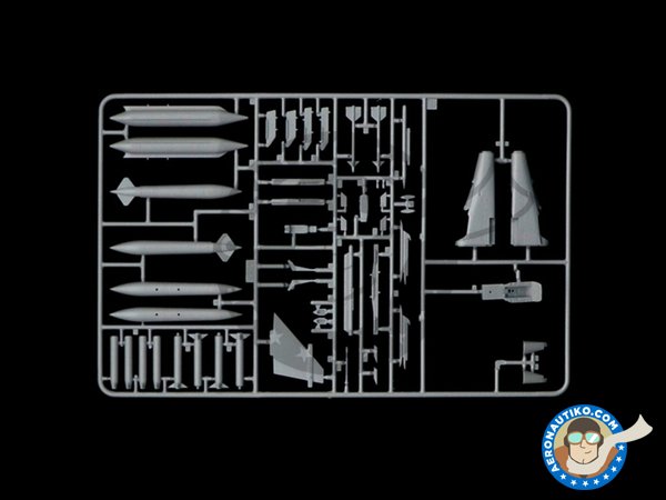 Image 5: JAGUAR Gr.3 'BIG CAT' | Airplane kit in 1/72 scale manufactured by Italeri (ref. 1357)