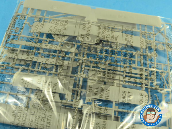 Image 3: Antonov An-2 | Airplane kit in 1/72 scale manufactured by Italeri (ref. 1367)