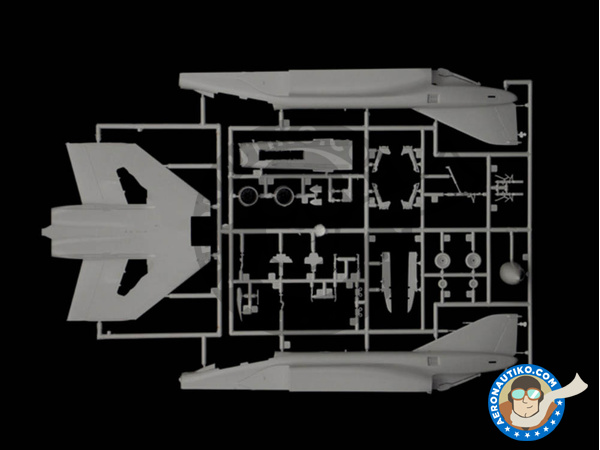 Image 4: McDonnell Douglas F-4 Phantom II C / D / J | Maqueta de avión en escala 1/72 fabricado por Italeri (ref. 1373)