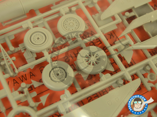 Image 3: Lockheed F-104 Starfighter A / C | Airplane kit in 1/32 scale manufactured by Italeri (ref. 2504)