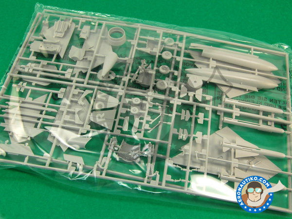 Image 12: Dassault Mirage F1 C | Airplane kit in 1/48 scale manufactured by Italeri (ref. ITA2695)