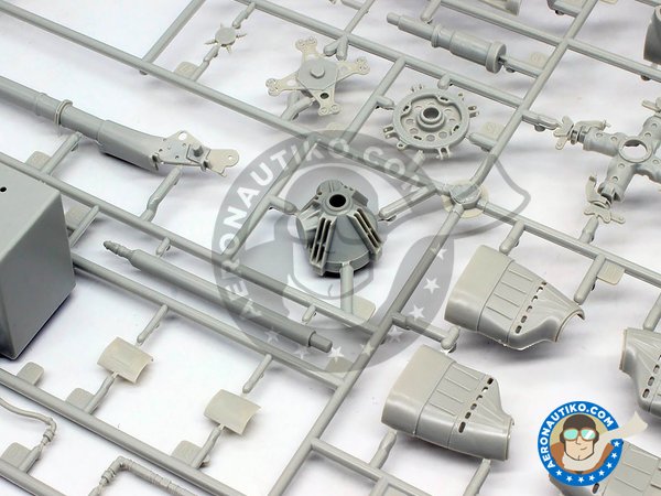 Image 13: MH-60L Blackhawk | Maqueta de Helicóptero en escala 1/35 fabricado por Kitty Hawk (ref. KH50005)