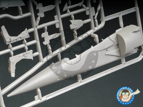 Image 2: Mirage F.1B | Airplane kit in 1/48 scale manufactured by Kitty Hawk (ref. KH80112)