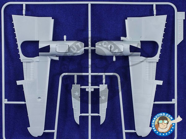 Image 3: Messerschmitt Me 410 B-2/U2/R4 | Airplane kit in 1/48 scale manufactured by Meng Model (ref. LS-004)