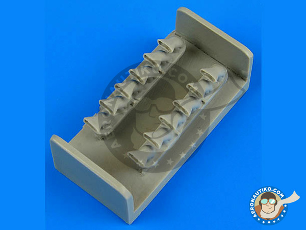 Image 1: Curtiss P-40 Warhawk M | Exhaust in 1/48 scale manufactured by Quickboost (ref. QB48685)