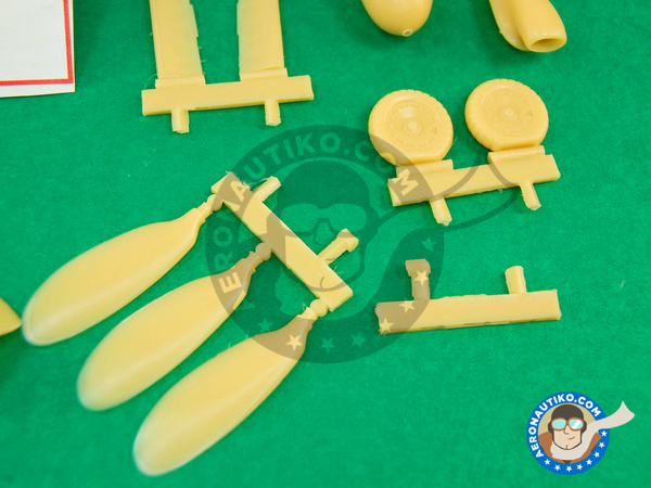 Image 6: Focke-Wulf Fw 190 Würger D-13 | Upgrade in 1/48 scale manufactured by Renaissance Models (ref. REN-RF48012)