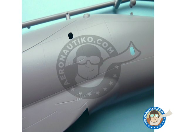 Image 1: Airbus A400M "Atlas" | Airplane kit in 1/72 scale manufactured by Revell (ref. 03929)