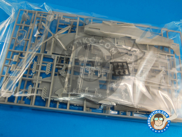 Image 5: Supermarine Spitfire IXc / XVI | Maqueta de avión en escala 1/48 fabricado por Revell (ref. REV04554)