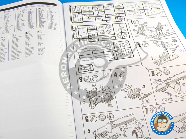 Image 3: Junkers Ju-87 Stuka G / D Tank Buster | Maqueta de avión en escala 1/72 fabricado por Revell (ref. REV04692)
