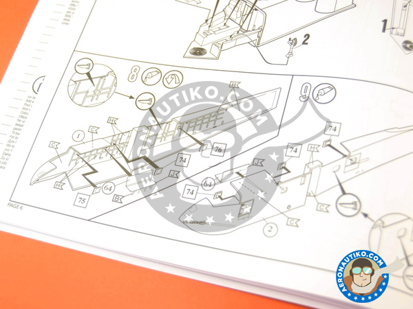 Image 5: Canadair CL-415 | Airplane kit in 1/72 scale manufactured by Revell (ref. REV04998)