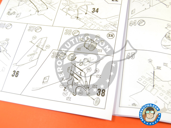 Image 7: Canadair CL-415 | Airplane kit in 1/72 scale manufactured by Revell (ref. REV04998)