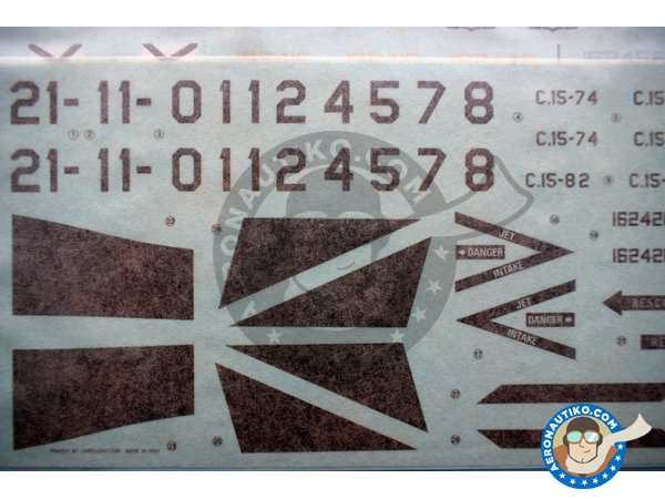 Image 3: McDonnell Douglas EF-18 Hornet "Spanish Aggressors". New 2018 |  in 1/32 scale manufactured by Series Españolas (ref. SE1032)