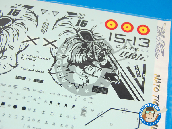 Image 5: McDonnell Douglas F/A-18 Hornet A |  en escala 1/32 fabricado por Series Españolas (ref. SE2832)