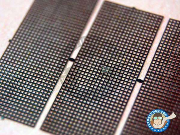 Image 3: Small pattern grille 10 x 25 mm | Mesh manufactured by Tameo Kits (ref. FT26)