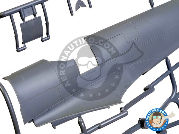 Image 5: Supermarine Spitfire Mk.XVIe | Airplane kit in 1/32 scale manufactured by Tamiya (ref. 60321)