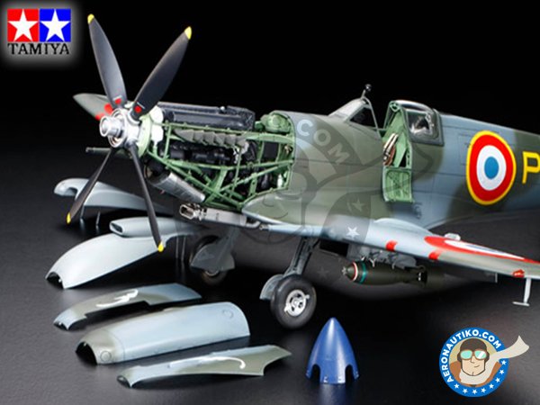 Image 1: Supermarine Spitfire Mk. IX C | Airplane kit in 1/32 scale manufactured by Tamiya (ref. 60319)