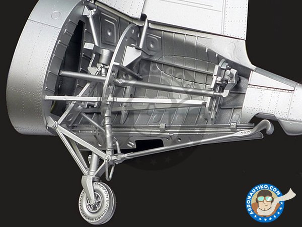 Image 3: Vought F4U Corsair 1A | Airplane kit in 1/32 scale manufactured by Tamiya (ref. TAM60325)