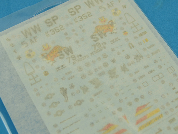 Image 6: Lockheed Martin F-16 Fighting Falcon CJ Block 50 | Airplane kit in 1/72 scale manufactured by Tamiya (ref. TAM60788)