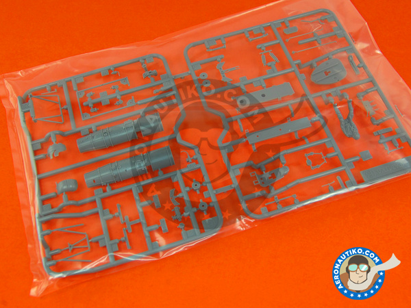 Image 7: Heinkel He 162 Salamander A2 | Airplane kit in 1/48 scale manufactured by Tamiya (ref. TAM61097)