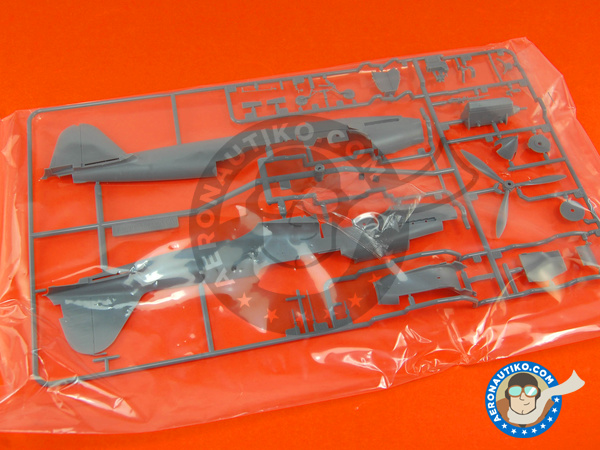 Image 3: Ilyushin IL-2 Shturmovik IL-2M3 | Airplane kit in 1/48 scale manufactured by Tamiya (ref. TAM61113)