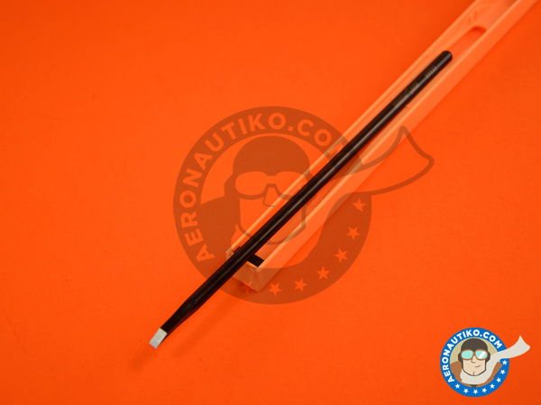 Image 1: Model chisel 3mm wide | Scriber manufactured by Trumpeter (ref. 09925)