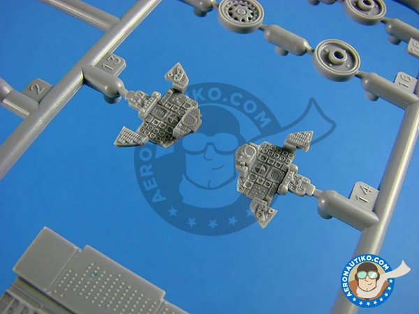 Image 12: F-4S Phantom II || Super Wings Series No.5 | Airplane kit in 1/48 scale manufactured by Zoukei-Mura (ref. SWS48-05)