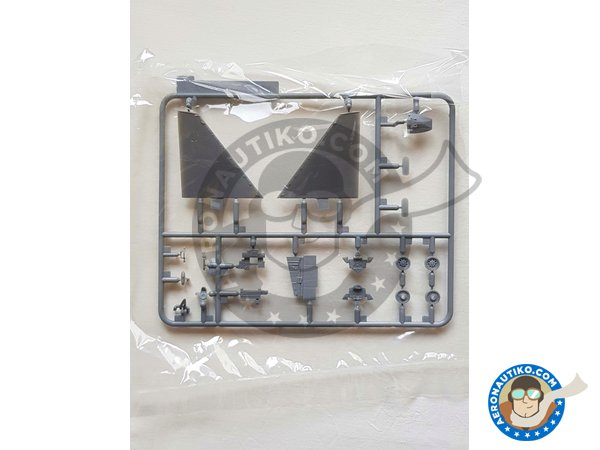 Image 11: F-4J Phantom Navy | Airplane kit in 1/48 scale manufactured by Zoukei-Mura (ref. SWS48-09)