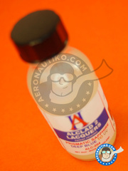 <a href="https://www.aeronautiko.com/product_info.php?products_id=16181">2 &times; Alclad: Pintura - Prismatic Sapphire - Deep blue to UV - 30ml bottle - para Aergrafo</a>