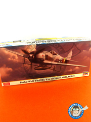 Hasegawa: Maqueta de avin escala 1/72 - Focke-Wulf Fw 190 Wrger A-8 w / Bv 246 Hagelkorn - piezas de plstico, calcas de agua y manual de instrucciones