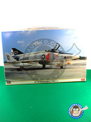 <a href="https://www.aeronautiko.com/product_info.php?products_id=34581">1 &times; Hasegawa: Airplane kit 1/48 scale - McDonnell Douglas F-4 Phantom II VMCJ-2 - plastic model kit</a>